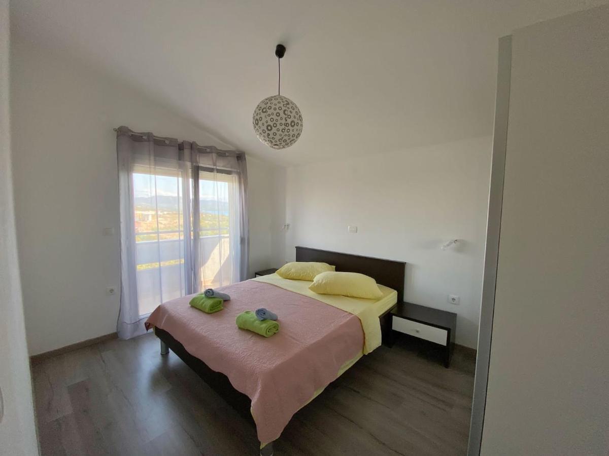 Apartments With A Parking Space Maslenica, Novigrad - 12636 Jasenice  Exterior foto